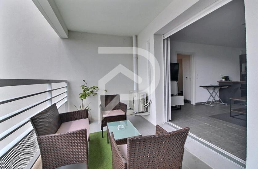 Chambre En Calme Fermee Séjour chez l'habitant Marseille